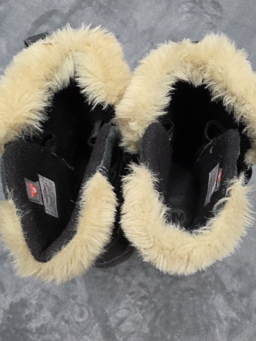 Merrell Black Leather Winter Boots with Cream Fur Collar - Picture 8 of 8